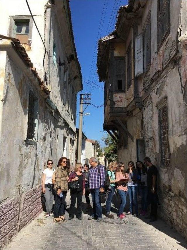 Kuşadası&rsquo;nda Tarihi Elverin Restorasyonu İ&ccedil;in Proje Hazırlandı 1