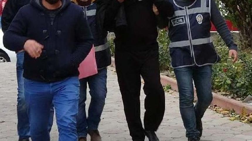Barınaktaki Sokak Hayvanlarına Tabanca Ile Ateş A&ccedil;tı (2)
