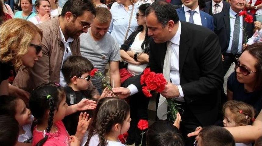 "anadan Ata&rsquo;ya &Ccedil;i&ccedil;ek" Karşıkaya&rsquo;dan Geliyor