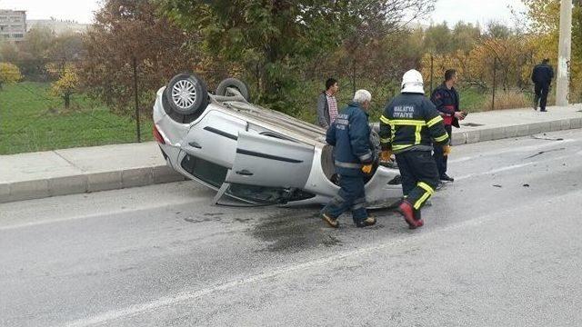 Hanımın Çiftliği Yolu Üzerinde Korkutan Kaza