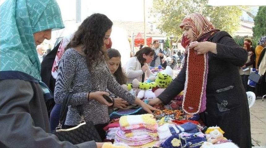 Kent Konseyi El &Uuml;r&uuml;nlerini Sergiledi