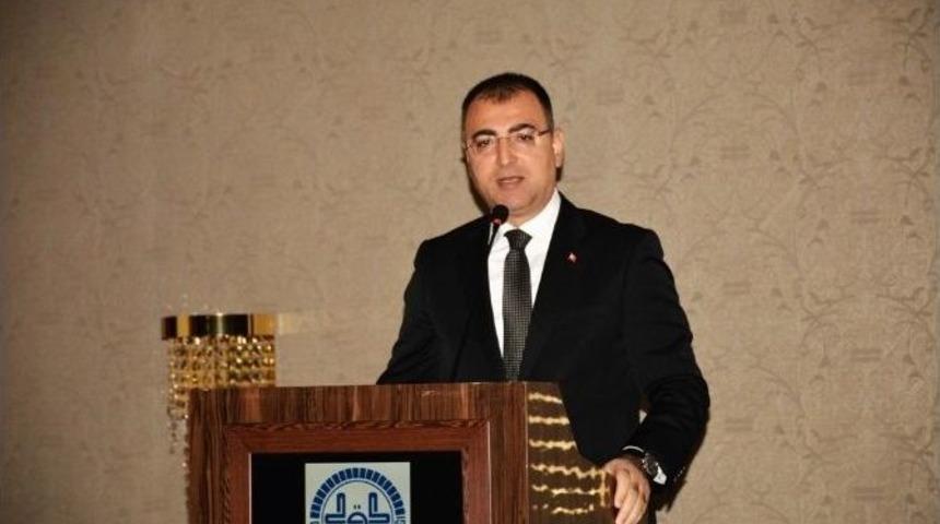 &ldquo;aile Okulu&rdquo; Temalı Eğitim Semineri D&uuml;zenlendi