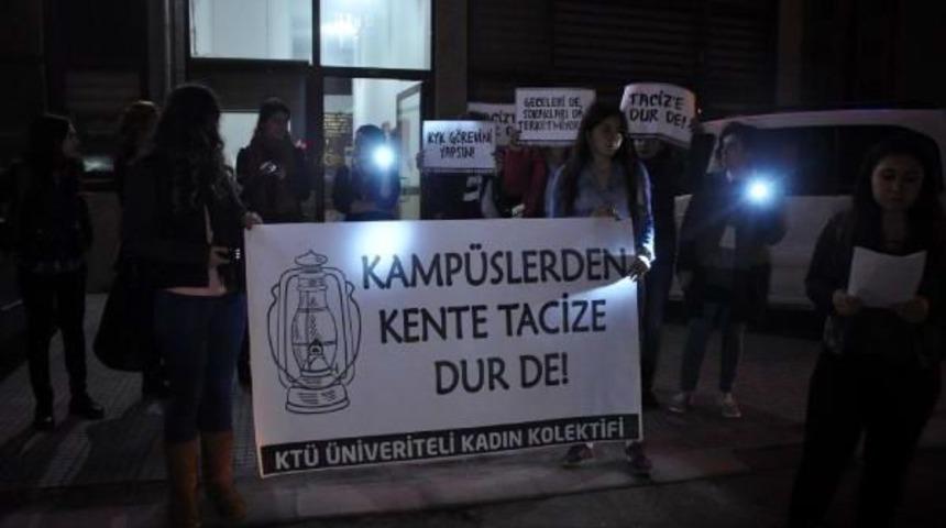 Karanlık Yurt Yollarına Kız &Ouml;ğrencilerden El Fenerli Tepki