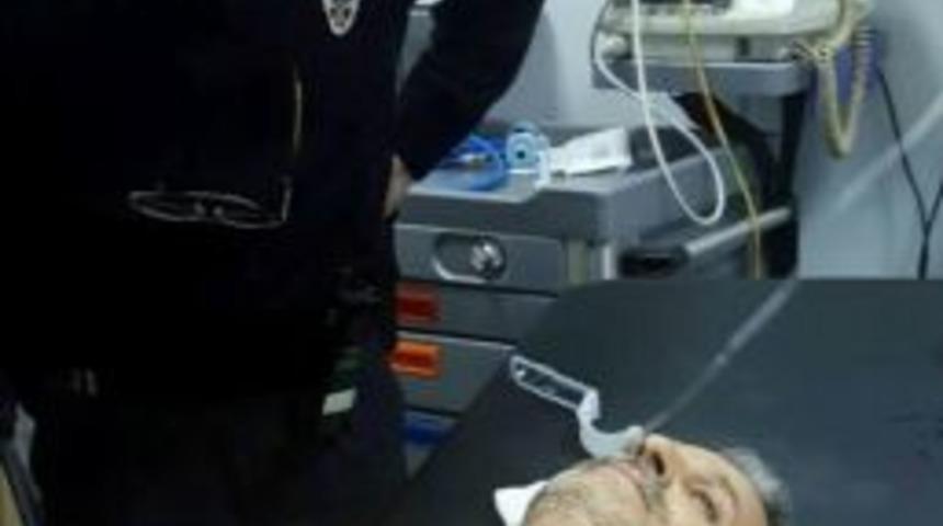 Bı&ccedil;aklı Saldırıda Ağır Yaralandı