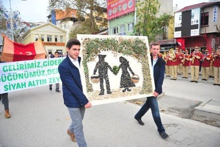 Zeytin Festivalinde Renkli Görüntüler G5