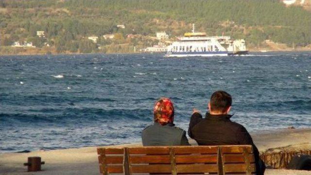 Gökçeada Ve Bozcaada'ya Ulaşıma Lodos Engeli