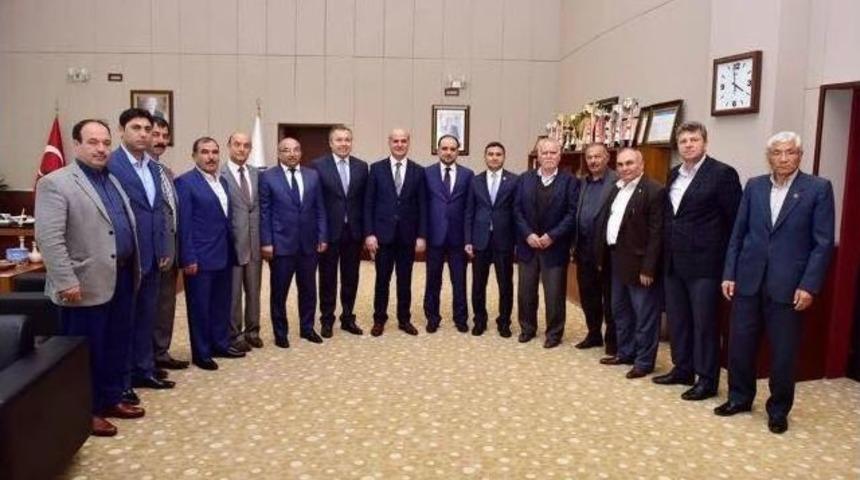 Selendi &Uuml;niversite İ&ccedil;in Birleşti