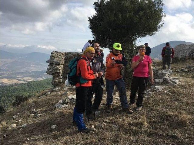 Somalı Doğa Severlerden Yürüyüş Etkinliği