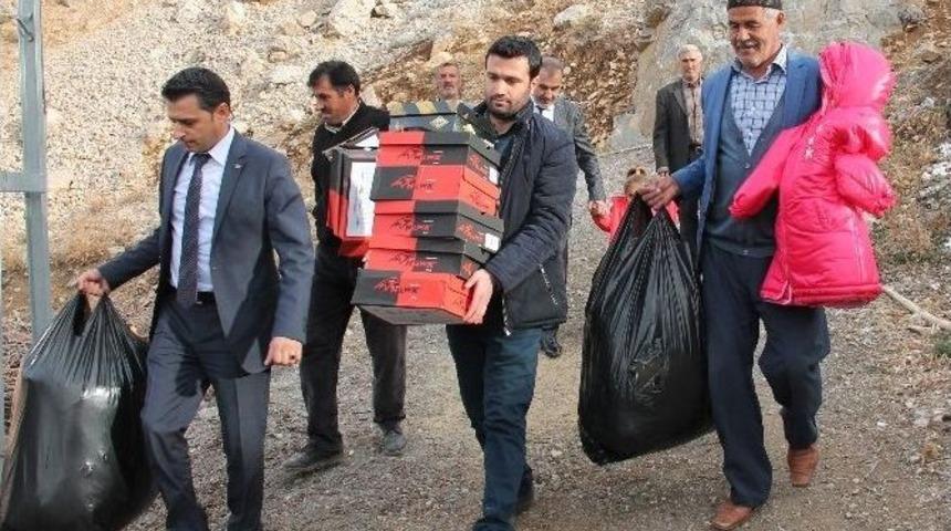 Bir Mektupla K&ouml;y&uuml;n T&uuml;m &Ccedil;ocuklarını Mutlu Etti