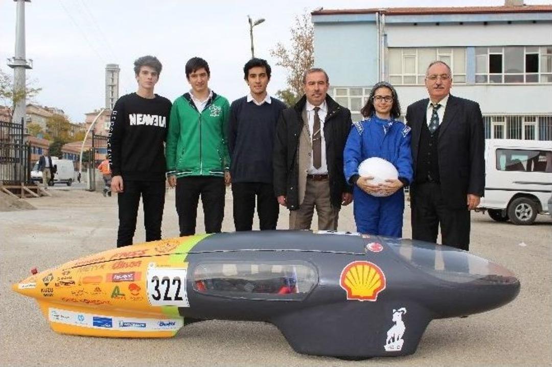 Liseli Mucitlerden &ldquo;lityum Batarya&rdquo;lı Araba