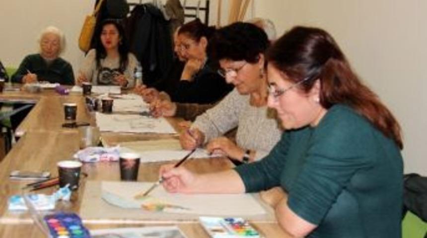 Emek &Ccedil;ankaya Evi&rsquo;nde A&ccedil;ılan Kurslara 600 Kişi Kaydoldu