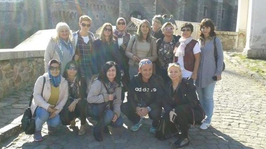 S&uuml;mer Ortaokulu Avrupa&rsquo;ya T&uuml;rk K&uuml;lt&uuml;r&uuml;n&uuml; Tanıtıyor