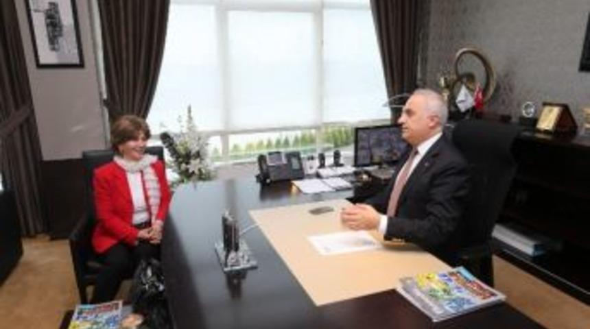 Canbasoğlu&rsquo;ndan K&ouml;semusul&rsquo;a Veda Ziyareti