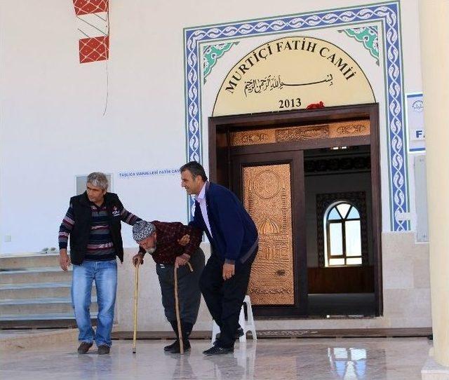 Abdullah Dede’nin 15 Yıllık ‘cuma Namazı’ Özlemi Sonra Erdi