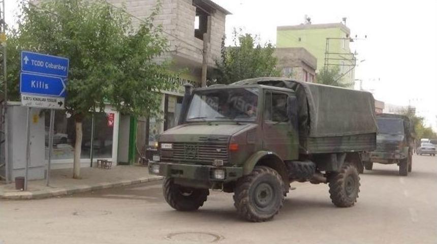 Fırat Kalkanı Harekatı&rsquo;nın 77&rsquo;nci G&uuml;n&uuml;nde Sınıra Sevkiyat S&uuml;r&uuml;yor