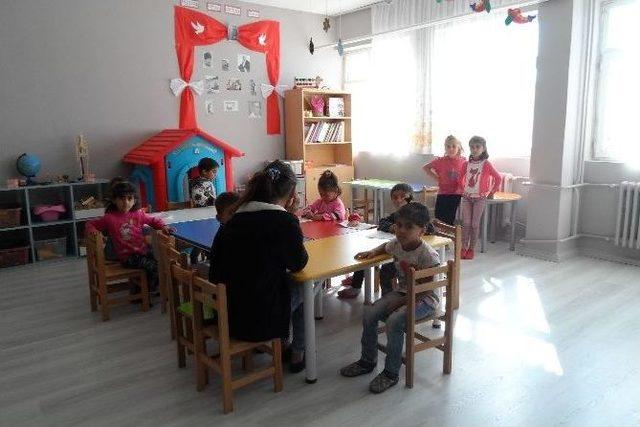 Silopi&rsquo;de M&uuml;d&uuml;r Ve Sınıf &Ouml;ğretmeninin Girişimleri Sonucu Anasınıfı A&ccedil;ıldı 1
