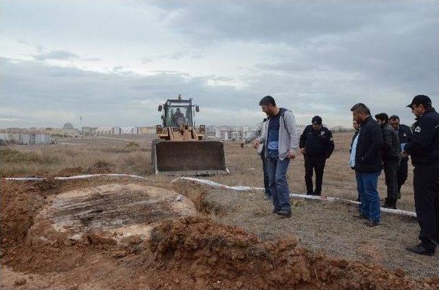 Yol Çalışması Sırasında Kuyu Buldular