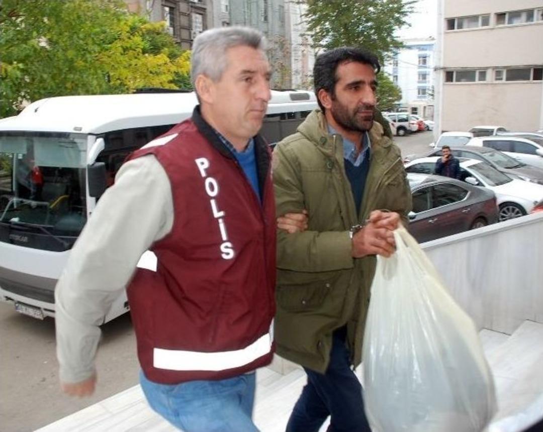 Tekirdağ&rsquo;da Hdp&rsquo;li Milletvekilleri İ&ccedil;in İzinsiz Basın A&ccedil;ıklaması Yapmak İsteyen 18 Ş&uuml;pheli Adliyeye Sevk Edildi