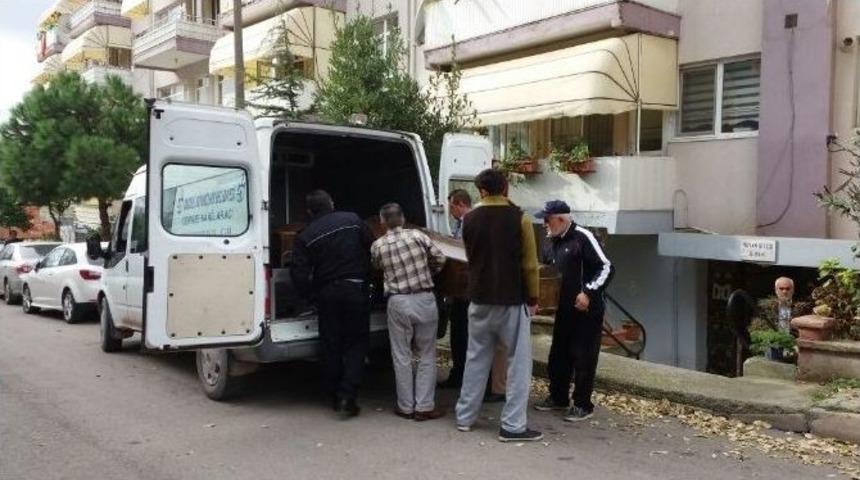 Tek Yaşayan Kadın Evinde &Ouml;l&uuml; Bulundu