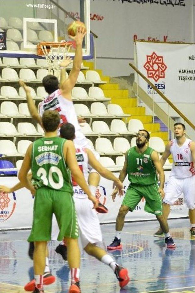 (özel Haber) Basket Maçını Görmeden İzlediler