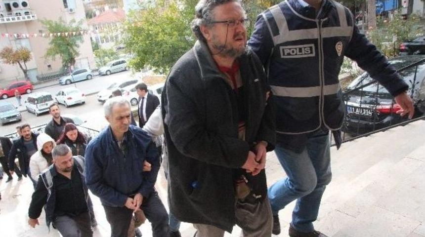 Fet&ouml; Ş&uuml;phelisi 16 Akademisyen Mahkemeye Sevk Edildi