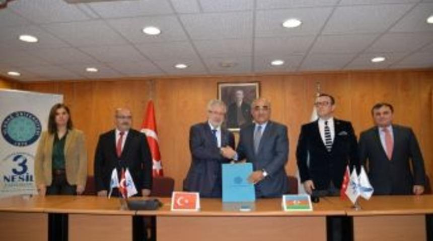 Bak&uuml; &Uuml;niversitesi İle Eğitimde İşbirliği