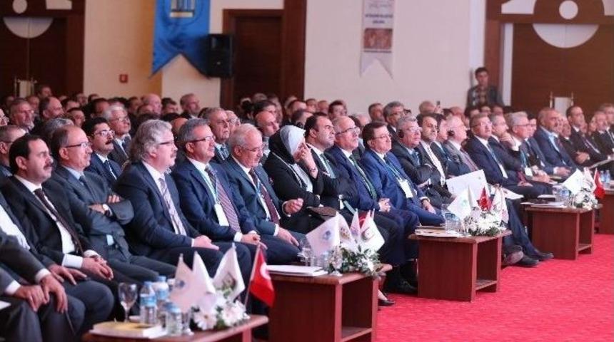 Başkan K&ouml;şker, Uluslararası G&ouml;&ccedil; Y&ouml;netim Toplantısına Katıldı
