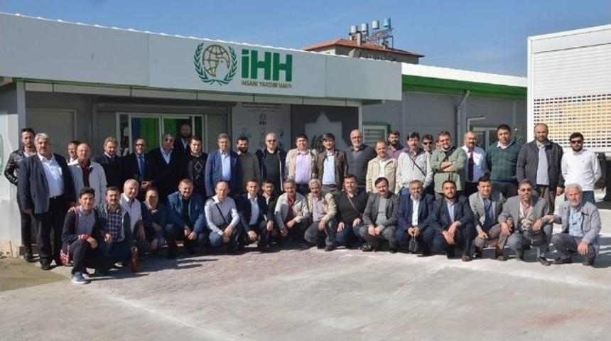 Ak Parti Afyonkarahisar İl Başkanlığı Reyhanlı&rsquo;da M&uuml;lteci Kampını Ziyaret Etti
