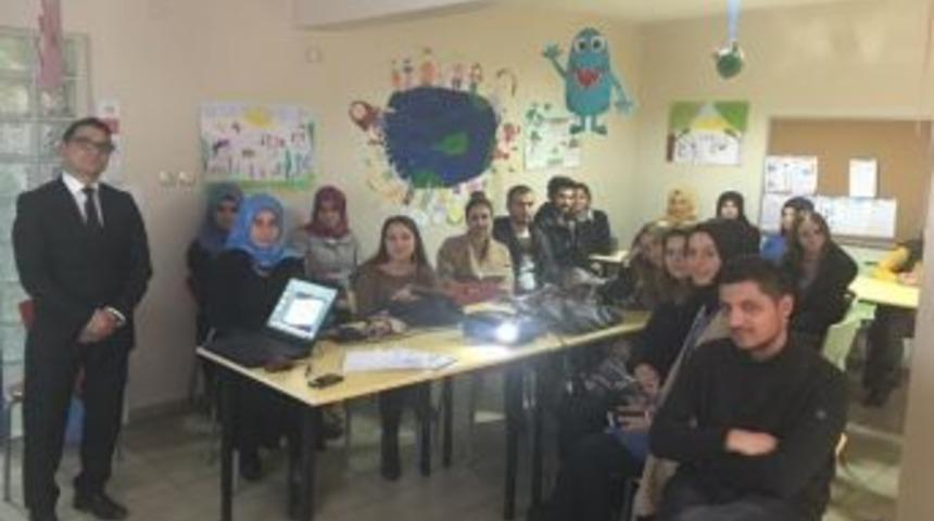 Eğitim G&ouml;n&uuml;ll&uuml;lerine İş-kur&rsquo;dan &rsquo;iş Arama Becerileri&rsquo; Semineri