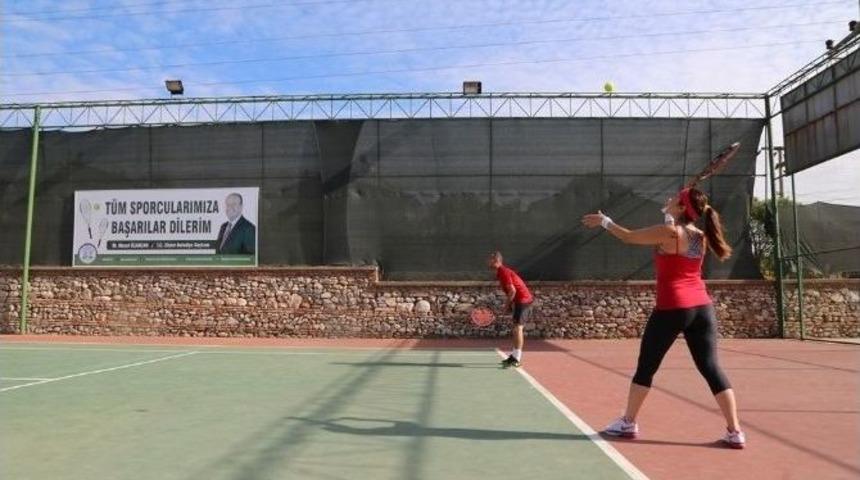 Finale Doğru Kortlarda Heyecan Dorukta