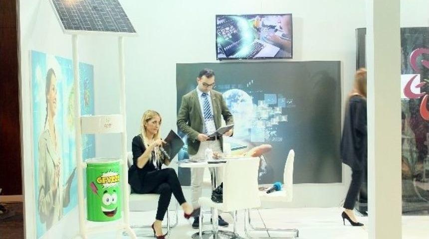 (&ouml;zel Haber) Konuşan &Ccedil;&ouml;p Tenekesi "geveze" Minikleri &Ccedil;evreci Yapacak