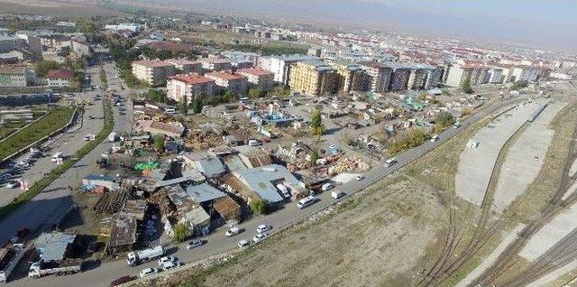 Mahrukatçılar Sitesi Kuzey Çevre Yolu’na Taşınacak