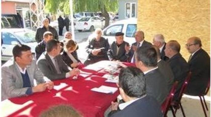 Ak&ccedil;adağ&rsquo;da &Ccedil;ift&ccedil;ilerle Bilgilendirme Toplantısı Yapıldı