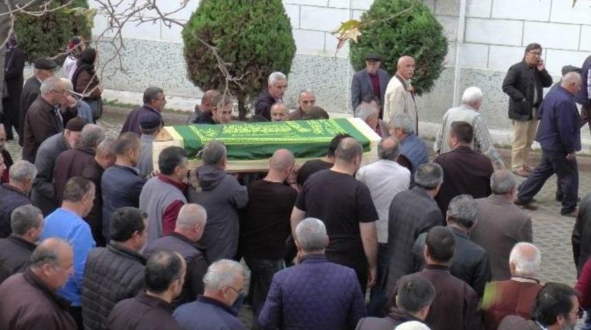 Silahla Vurulan Şizofreni Hastası Toprağa Verildi