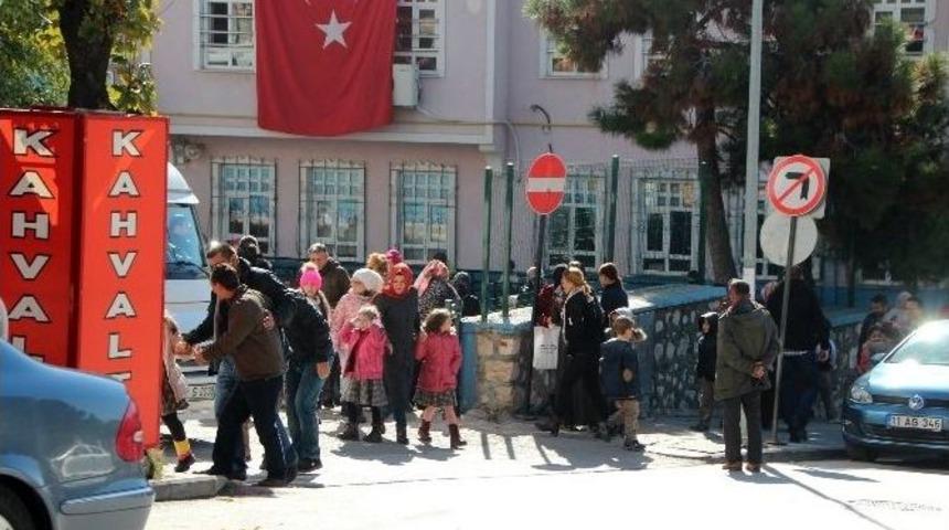 Bilecik&rsquo;te Okul Giriş &Ccedil;ıkış Saatleri Değiştirildi