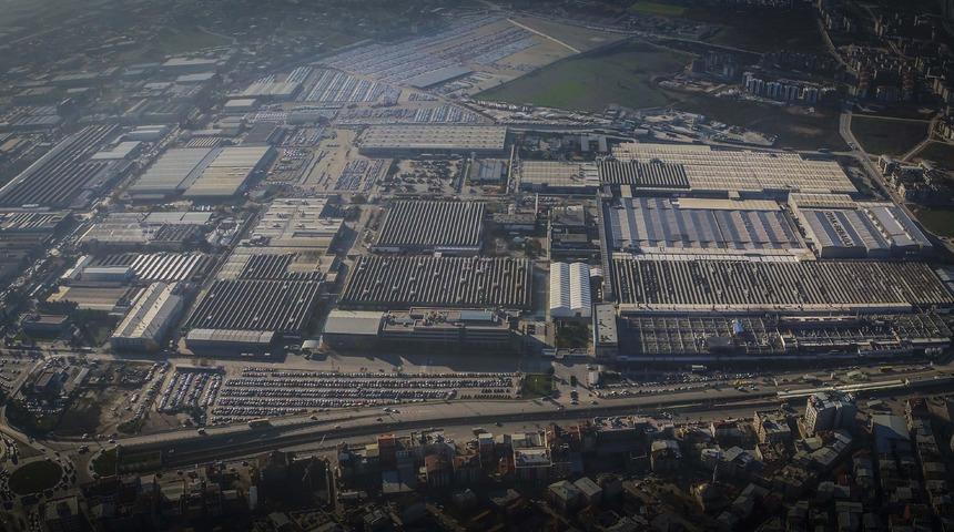 Renault: Türkiye'deki üretim/satış ve pazarlama faaliyetlerine devam edeceğiz