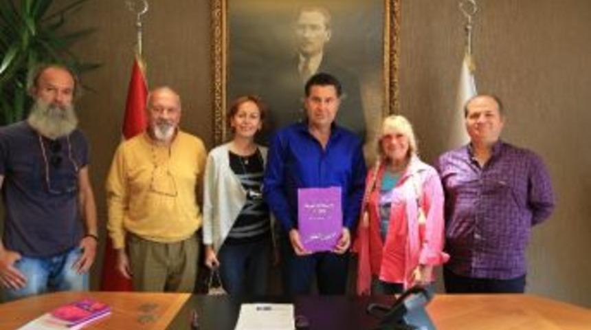 G&uuml;m&uuml;şl&uuml;k Sanat Ve &Ccedil;evre Dostlarından Başkan Kocadon&rsquo;a Ziyaret