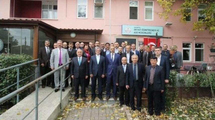 Başkan Akcan Okul M&uuml;d&uuml;rleriyle Bir Araya Geldi