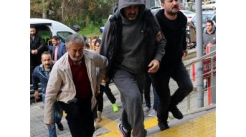 Fet&ouml;&rsquo;den Adliyeye Sevk Edilen 5 Kişiden 1&rsquo;i Tutuklandı