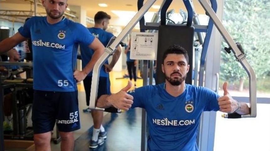 Fenerbah&ccedil;e, Galatasaray Ma&ccedil;ı Hazırlıklarını S&uuml;rd&uuml;rd&uuml;