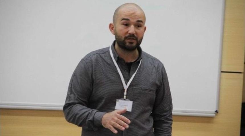 Sa&uuml;&rsquo;de &lsquo;iletişim Zirvesi&rsquo; Başladı