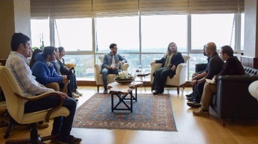 Rekt&ouml;r &Ccedil;akar&rsquo;dan A&ccedil;ık Kapı Farkı