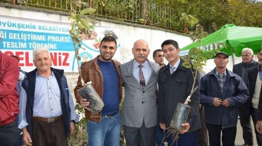 B&uuml;y&uuml;kşehir&rsquo;den Demirci&rsquo;de Tarıma B&uuml;y&uuml;k Destek