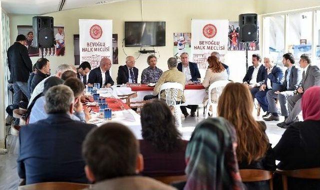 Beyoğlu’nda Vatandaşlar Taleplerini Halk Meclislerinde Dile Getiriyor