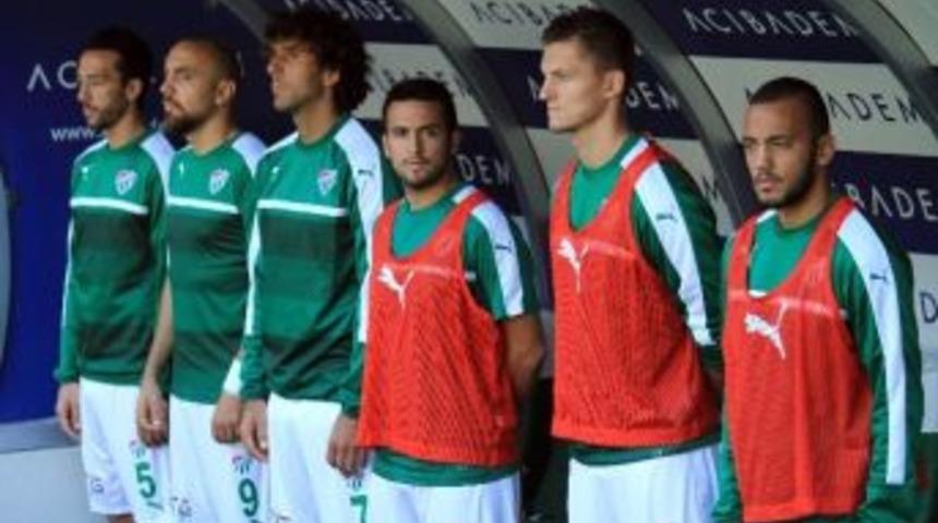 Bursaspor&rsquo;un En Pahalısı Olan Necid, 2 Aydır Forma Giymiyor