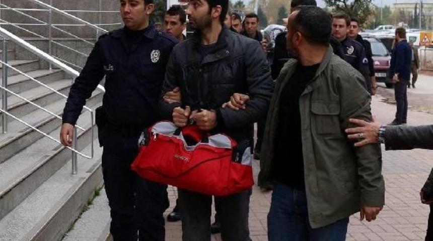 8 &Ouml;zel G&uuml;venlik G&ouml;revlisi Fet&ouml;'den Adliyeye Sevk Edildi