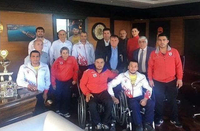 İş Adamından Spora Destek