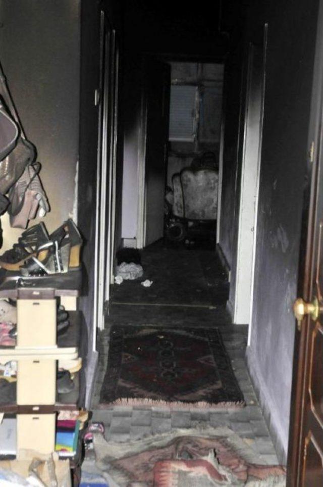 Psikolojik Sorunları Olan Bir Kişi Evini Yaktı 1