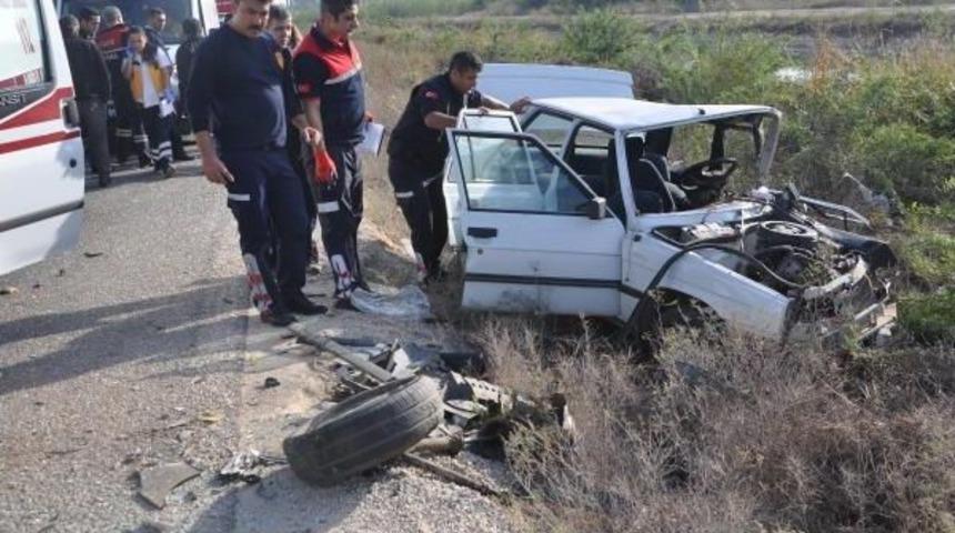Adana'da Trafik Kazası: 5 Yaralı