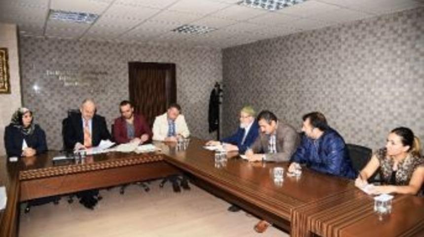 İzmit’te Cenaze Evlerine Yemek İhalesi Yapıldı